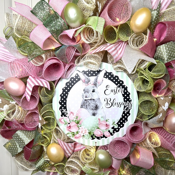 Handmade Spring or Easter Bunny Prelit Ribbon Wreath 22 in LED W21 - Picture 8 of 10